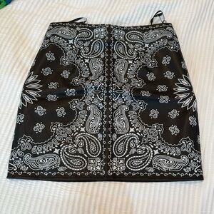 Missguided Black and White Mini Skirt